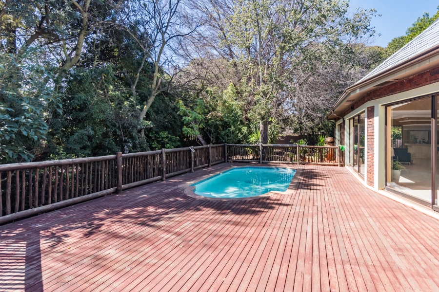10 Bedroom Property for Sale in Bedfordview Gauteng