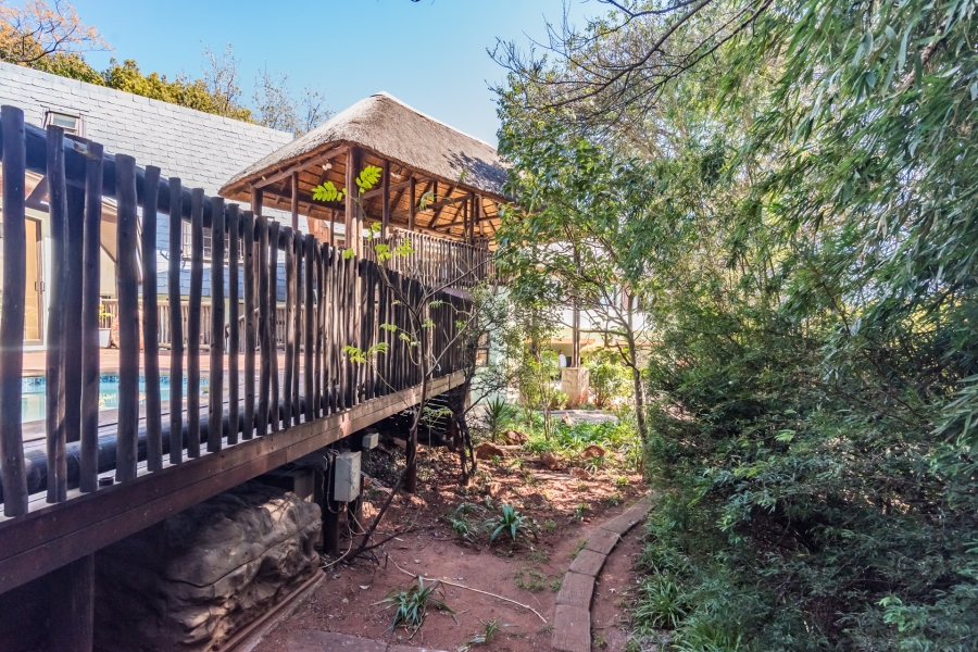 10 Bedroom Property for Sale in Bedfordview Gauteng