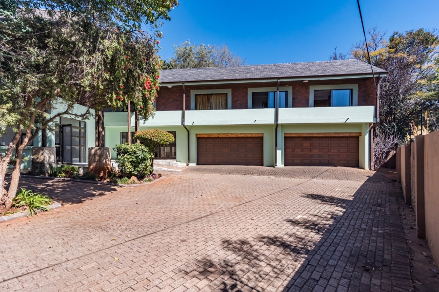 10 Bedroom Property for Sale in Bedfordview Gauteng
