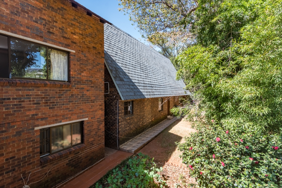 10 Bedroom Property for Sale in Bedfordview Gauteng