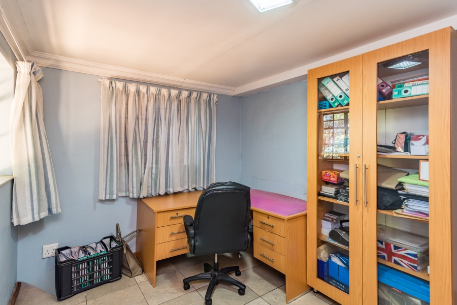 10 Bedroom Property for Sale in Bedfordview Gauteng