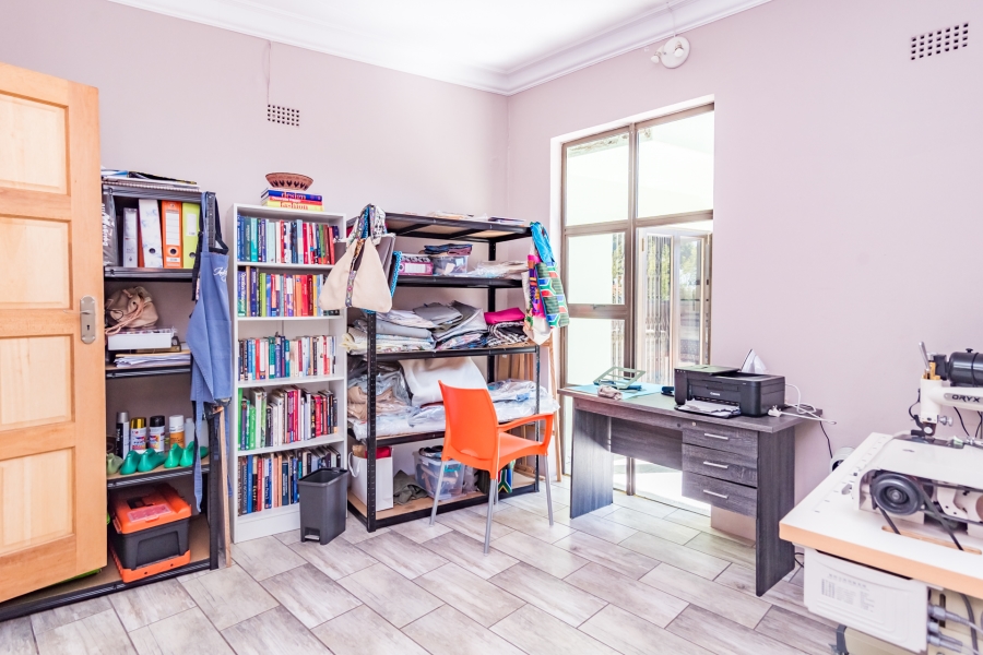 10 Bedroom Property for Sale in Bedfordview Gauteng