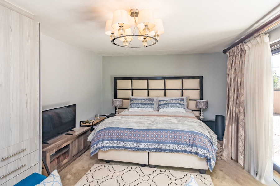 10 Bedroom Property for Sale in Bedfordview Gauteng