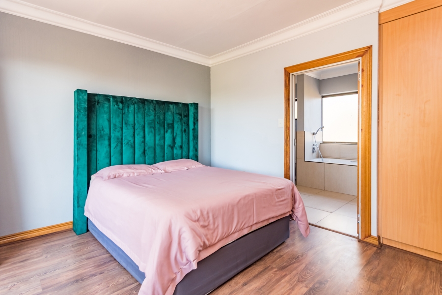 10 Bedroom Property for Sale in Bedfordview Gauteng