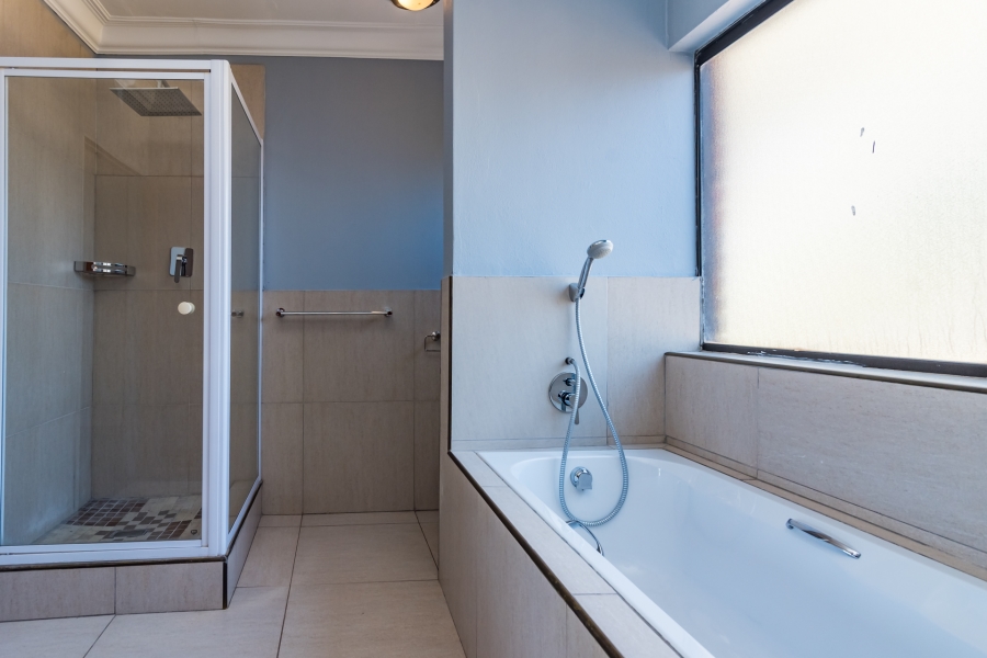 10 Bedroom Property for Sale in Bedfordview Gauteng