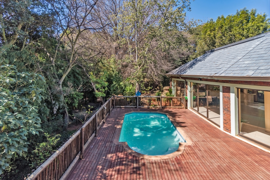 10 Bedroom Property for Sale in Bedfordview Gauteng