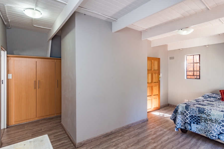 10 Bedroom Property for Sale in Bedfordview Gauteng