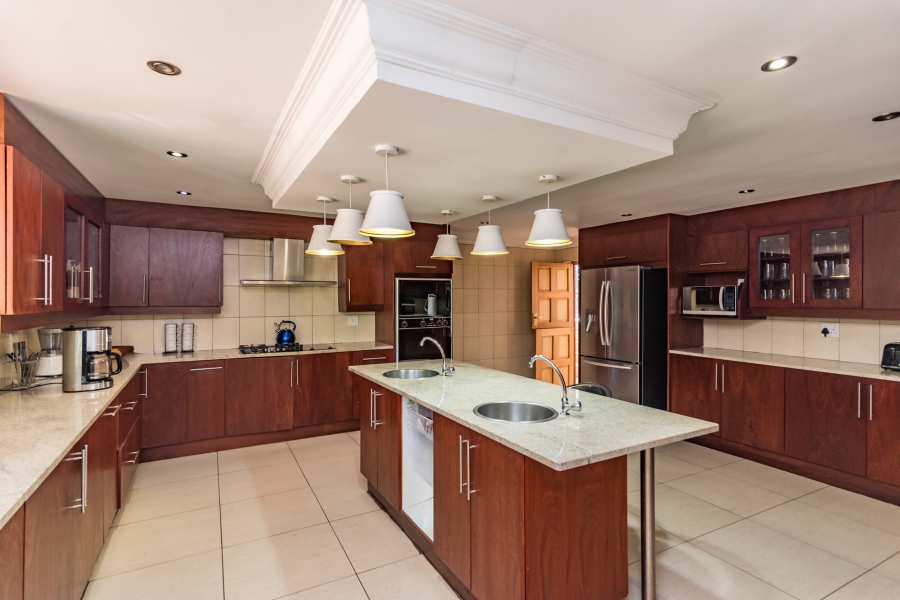 10 Bedroom Property for Sale in Bedfordview Gauteng
