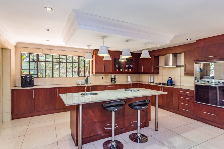 10 Bedroom Property for Sale in Bedfordview Gauteng