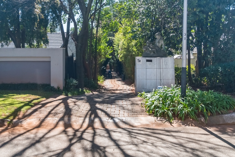 10 Bedroom Property for Sale in Bedfordview Gauteng