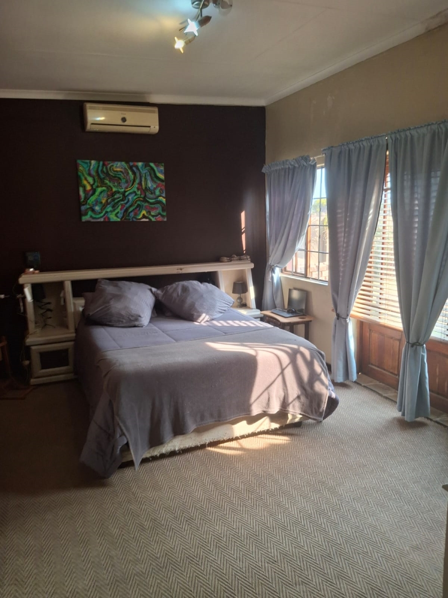 3 Bedroom Property for Sale in Eike Park Gauteng