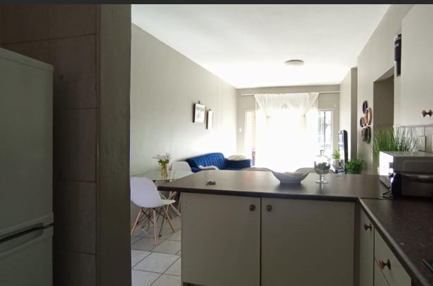 2 Bedroom Property for Sale in Waterkloof Glen Gauteng