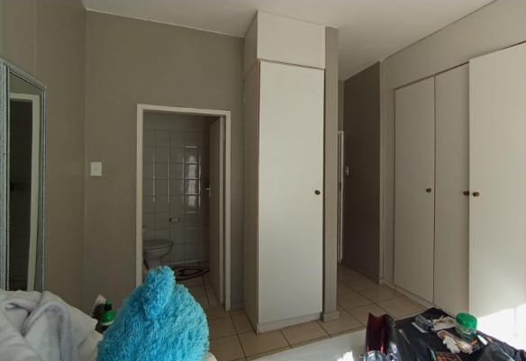 2 Bedroom Property for Sale in Waterkloof Glen Gauteng