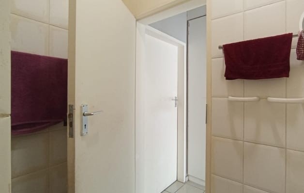 2 Bedroom Property for Sale in Waterkloof Glen Gauteng