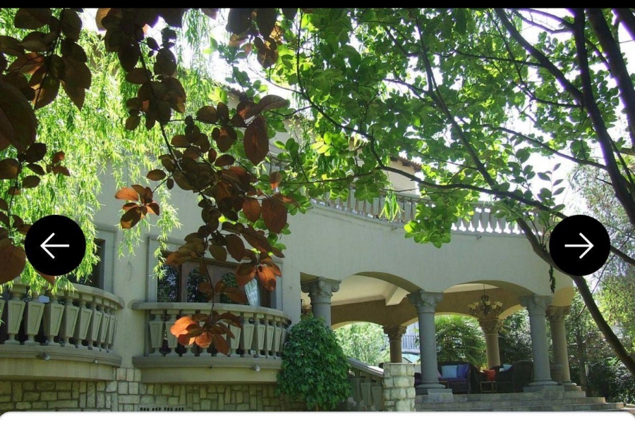 7 Bedroom Property for Sale in Lakefield Gauteng