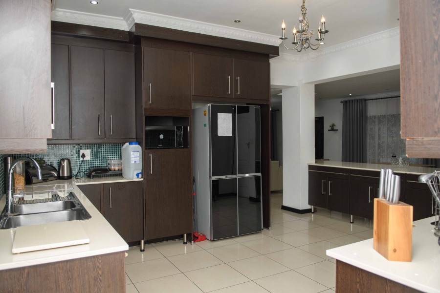 To Let 3 Bedroom Property for Rent in Fontainebleau Gauteng