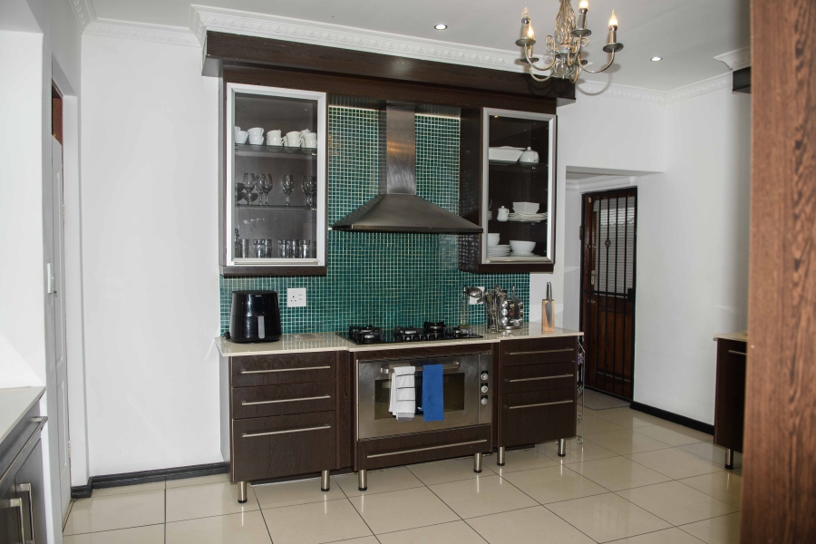 To Let 3 Bedroom Property for Rent in Fontainebleau Gauteng