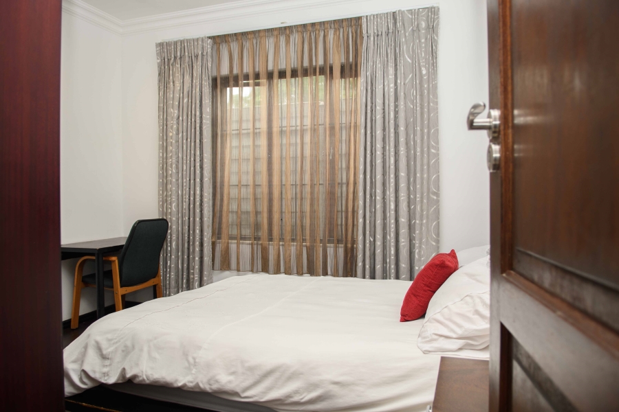To Let 3 Bedroom Property for Rent in Fontainebleau Gauteng