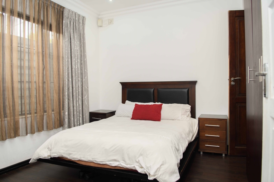 To Let 3 Bedroom Property for Rent in Fontainebleau Gauteng