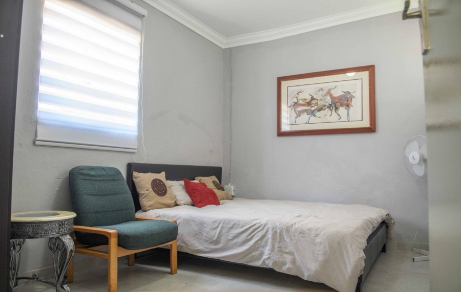 To Let 3 Bedroom Property for Rent in Fontainebleau Gauteng