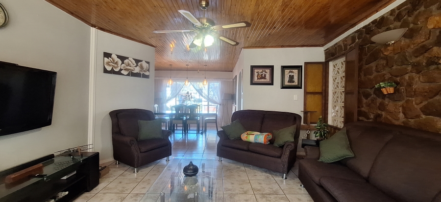 4 Bedroom Property for Sale in Krugersdorp North Gauteng