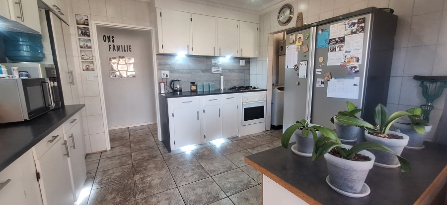 4 Bedroom Property for Sale in Krugersdorp North Gauteng