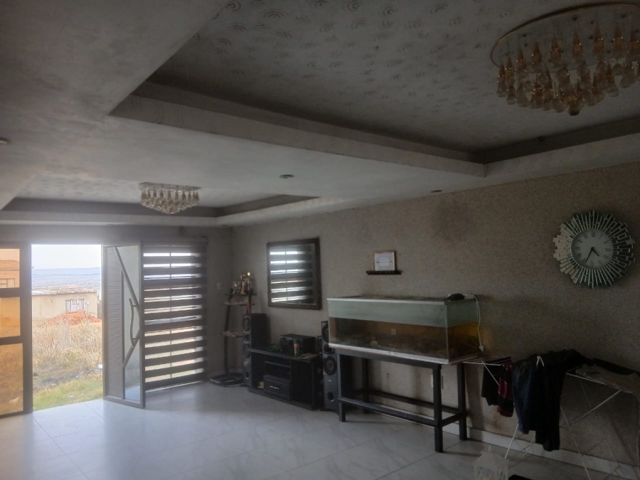 3 Bedroom Property for Sale in Mohlakeng Gauteng