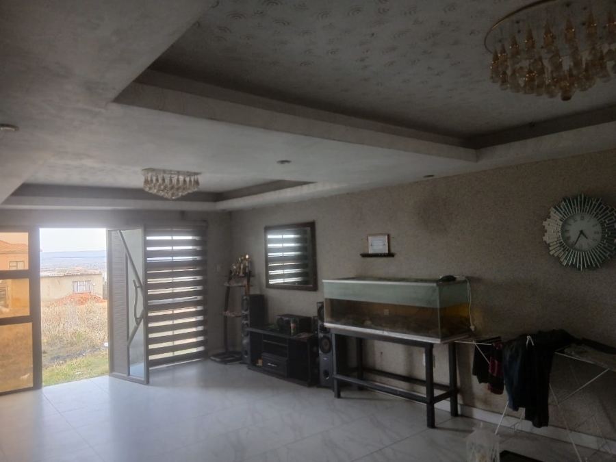 3 Bedroom Property for Sale in Mohlakeng Gauteng