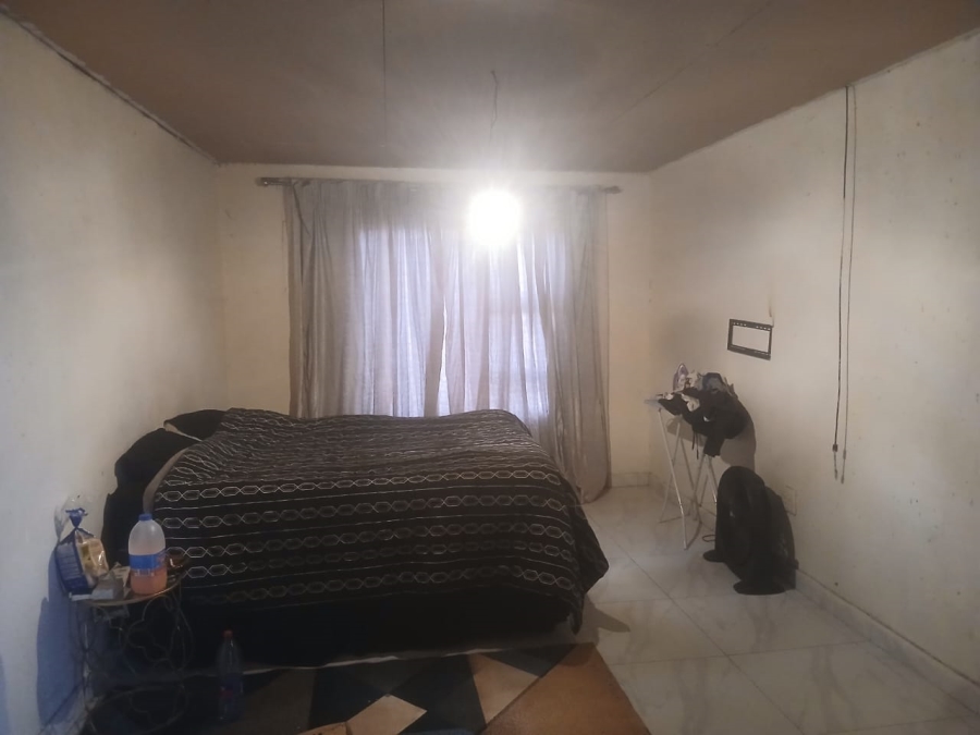 3 Bedroom Property for Sale in Mohlakeng Gauteng