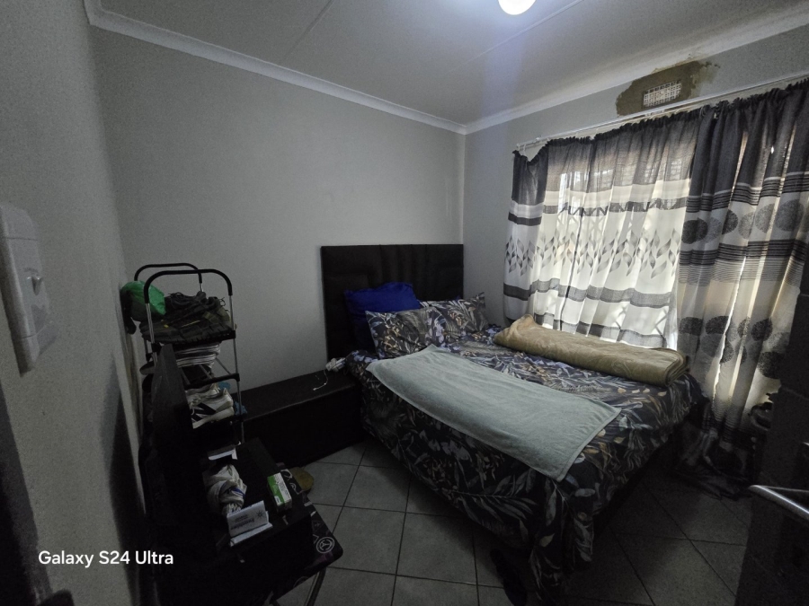 2 Bedroom Property for Sale in Westonaria Gauteng