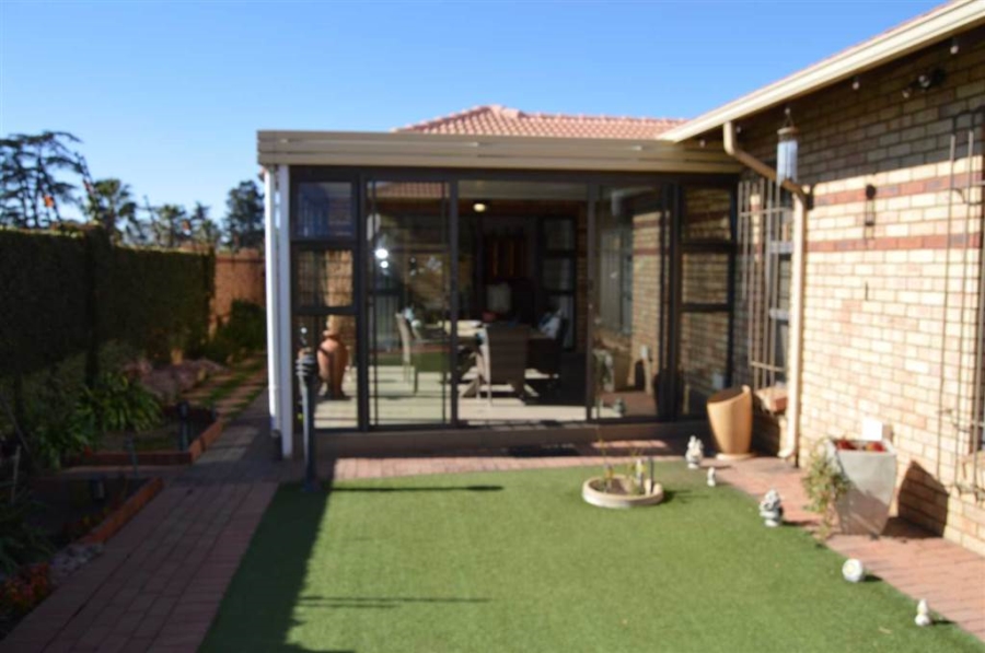 3 Bedroom Property for Sale in New Market Park Gauteng
