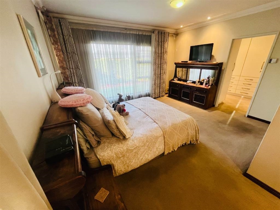 3 Bedroom Property for Sale in New Market Park Gauteng