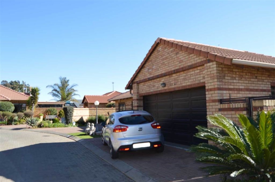 3 Bedroom Property for Sale in New Market Park Gauteng