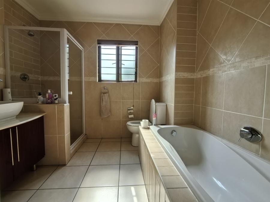3 Bedroom Property for Sale in Primrose Gauteng