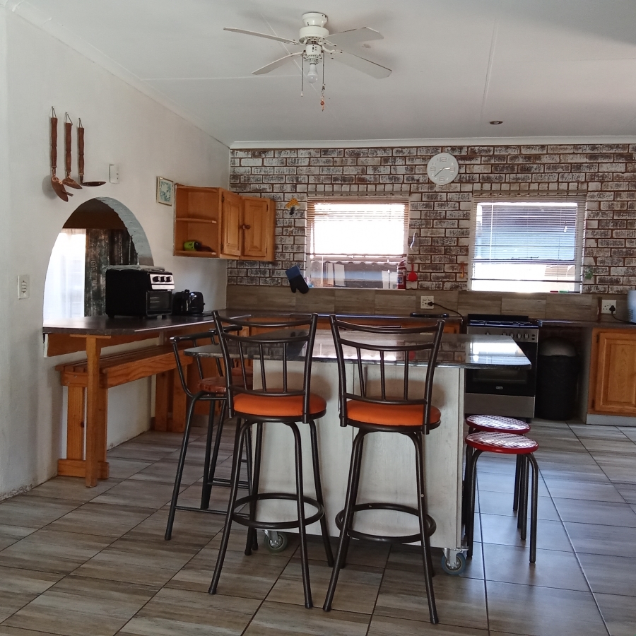 5 Bedroom Property for Sale in Helderkruin View Gauteng