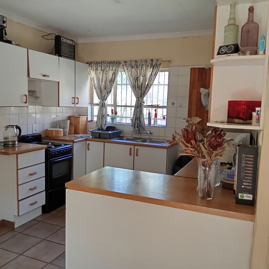 5 Bedroom Property for Sale in Helderkruin View Gauteng