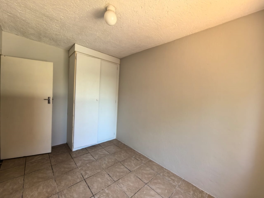 2 Bedroom Property for Sale in Gezina Gauteng