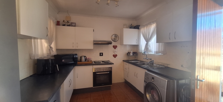 2 Bedroom Property for Sale in Krugersdorp North Gauteng