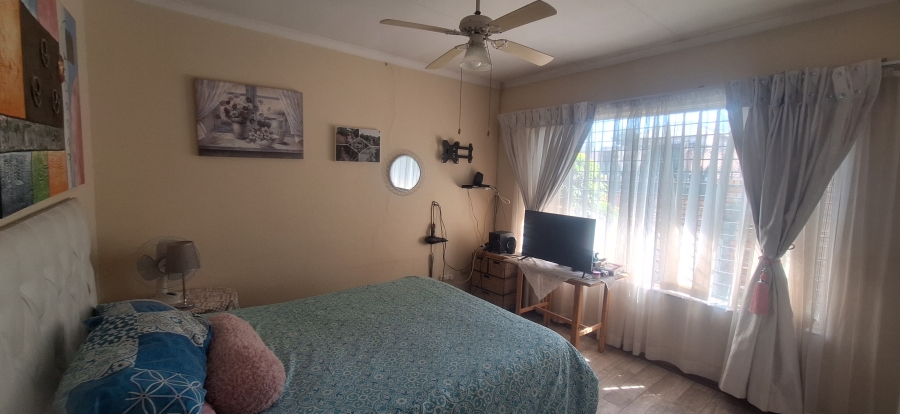 2 Bedroom Property for Sale in Krugersdorp North Gauteng