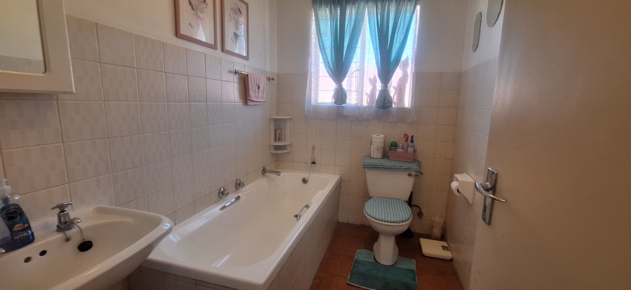 2 Bedroom Property for Sale in Krugersdorp North Gauteng