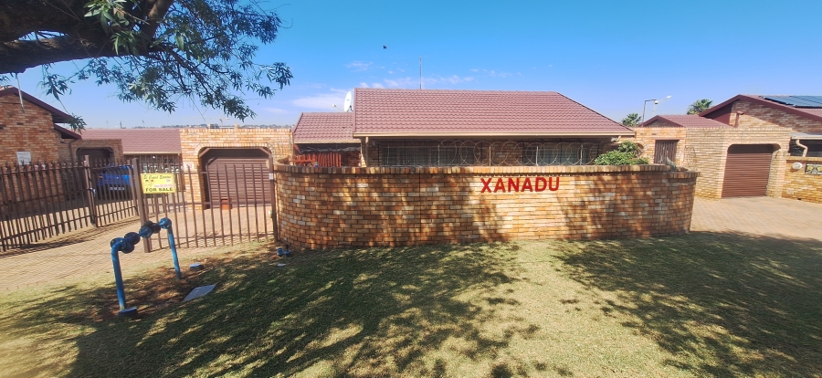 2 Bedroom Property for Sale in Krugersdorp North Gauteng