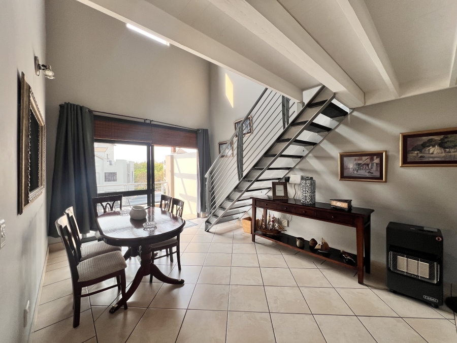 To Let 2 Bedroom Property for Rent in Sunninghill Gauteng