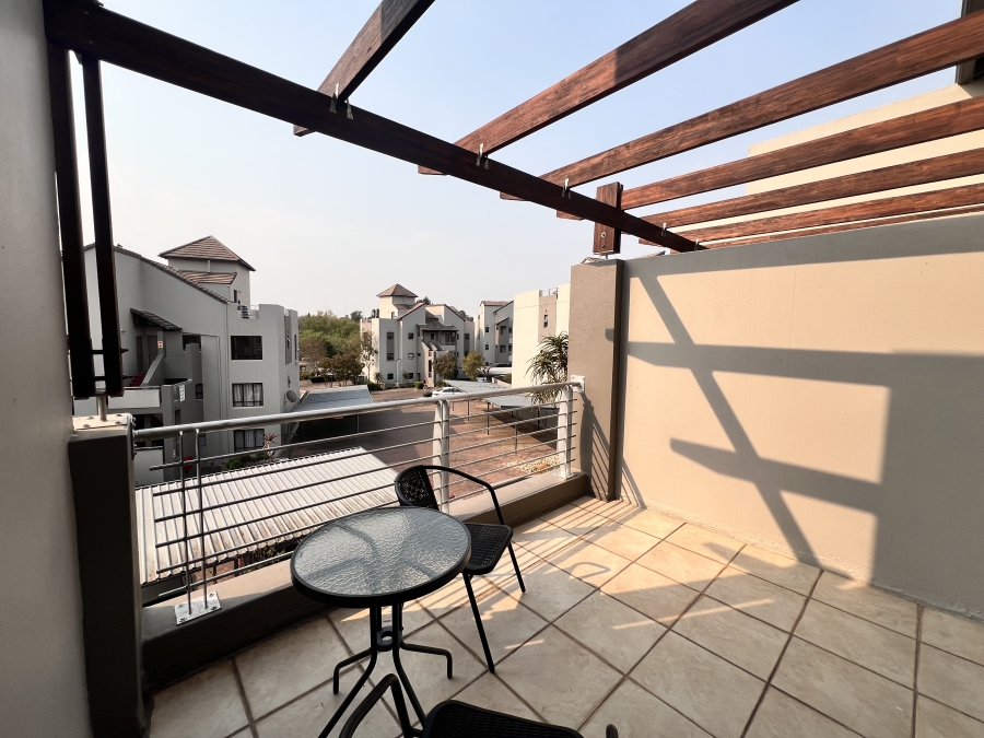 To Let 2 Bedroom Property for Rent in Sunninghill Gauteng