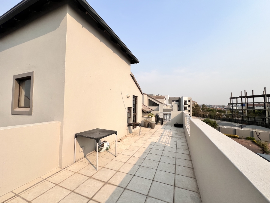 To Let 2 Bedroom Property for Rent in Sunninghill Gauteng
