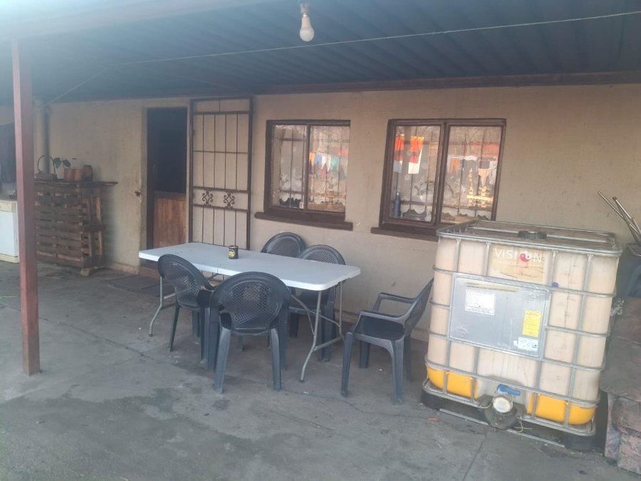 2 Bedroom Property for Sale in Unitas Park Gauteng