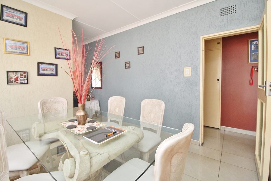 To Let 4 Bedroom Property for Rent in Marlands Gauteng