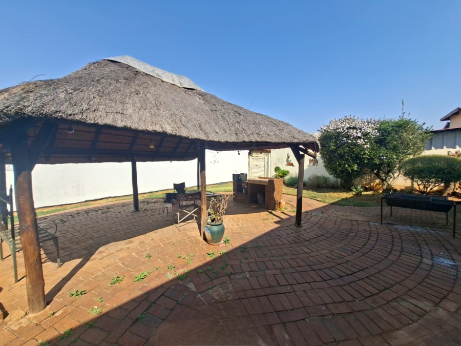 3 Bedroom Property for Sale in Kenmare Gauteng