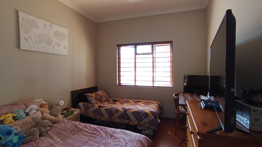 2 Bedroom Property for Sale in Paulshof Gauteng