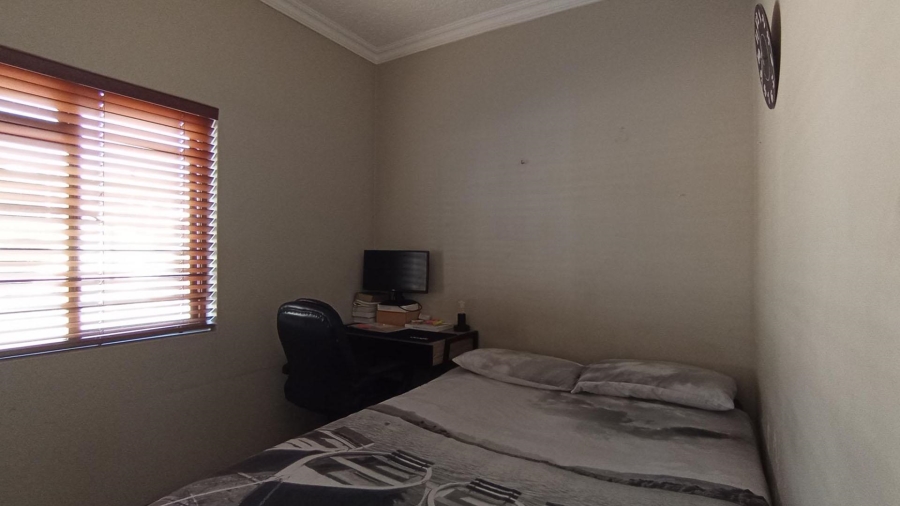 2 Bedroom Property for Sale in Paulshof Gauteng