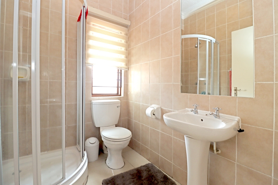 2 Bedroom Property for Sale in Paulshof Gauteng